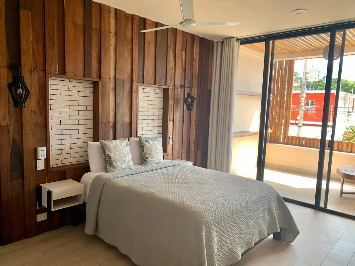 Polo 15 Suites Playa del Carmen Hotell