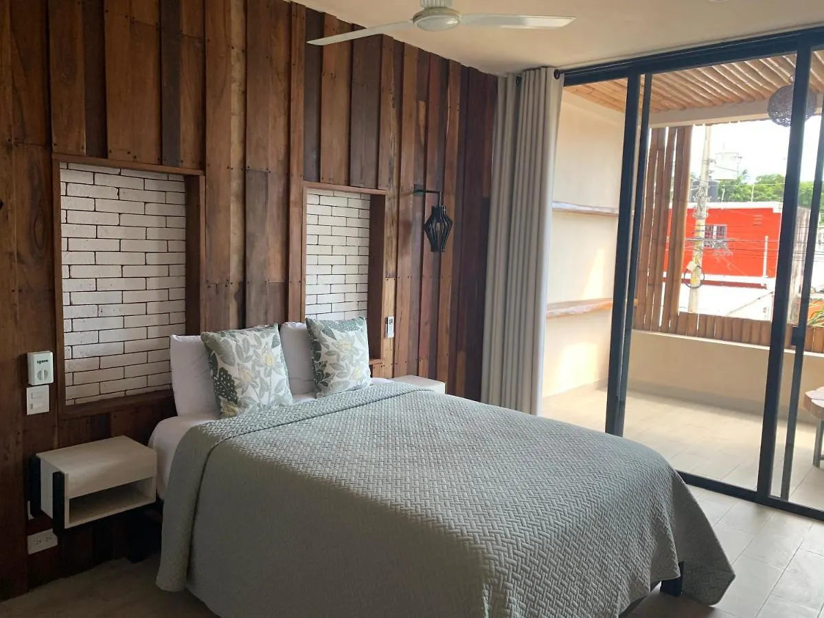 Polo 15 Suites Playa del Carmen 4*,  Meksika